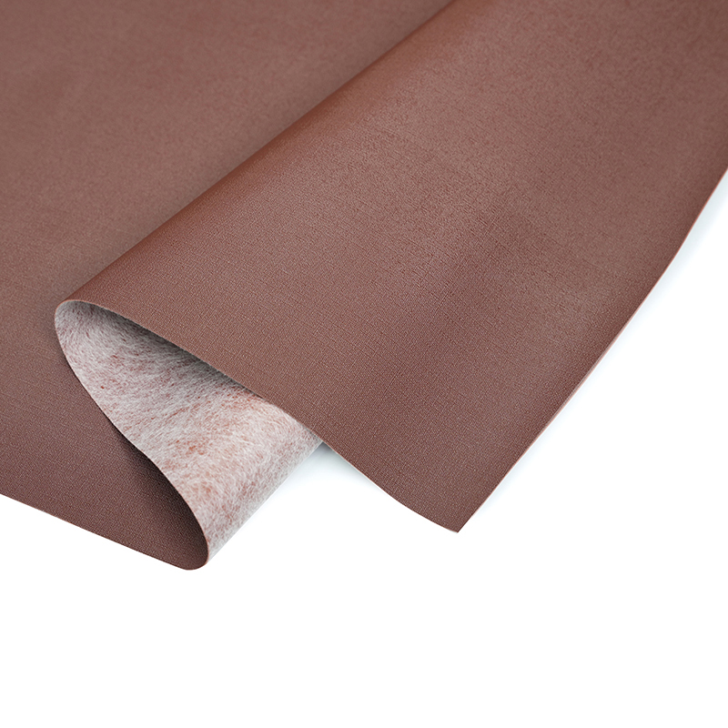 Cusutomisoitu synteettinen nahka sandaaleille